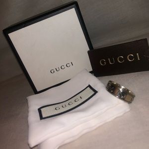 GUCCI RING